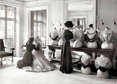 worth-salon-fashion-show-history-runway-magazine